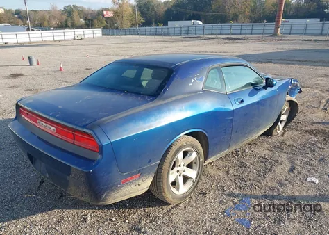 2010 Dodge Challenger Se z USA, uszkodzony, nr VIN 2B3CJ4DV2AH279330